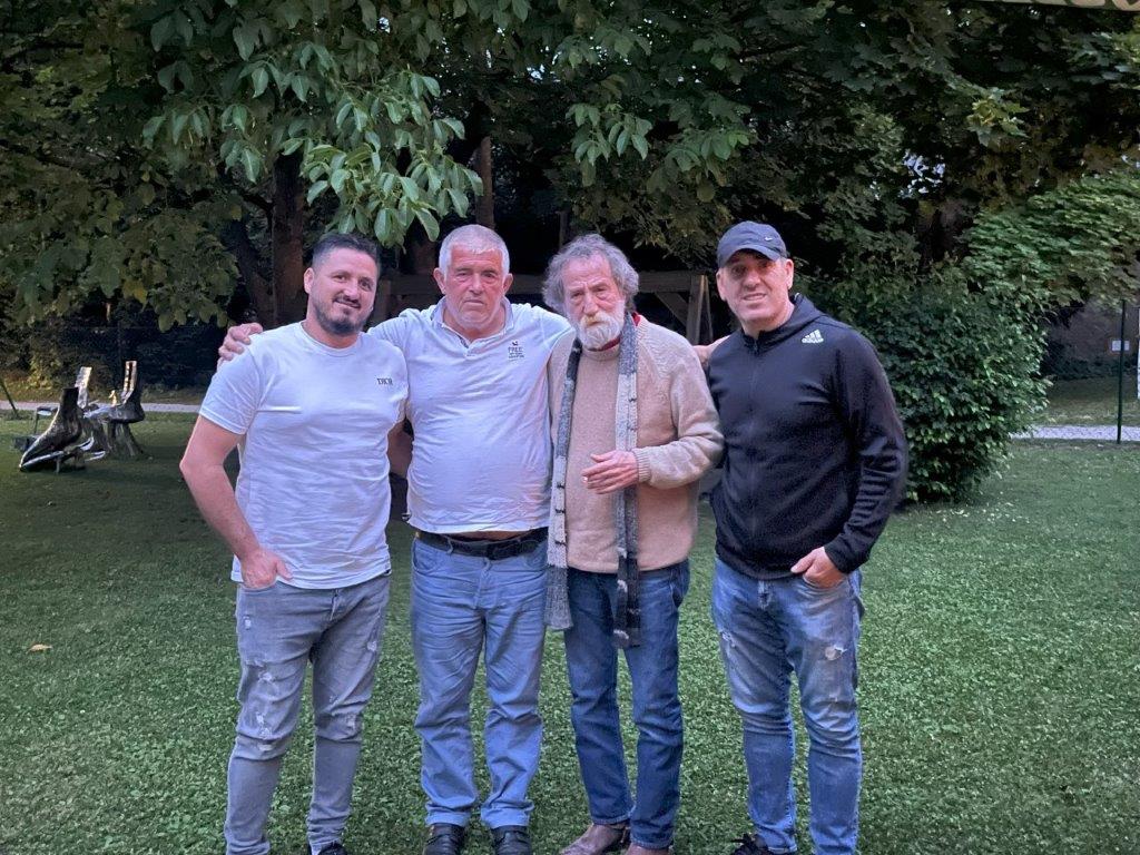Skulpturenausstellung im Schloss Fischau mit Destan Gashi, 2024